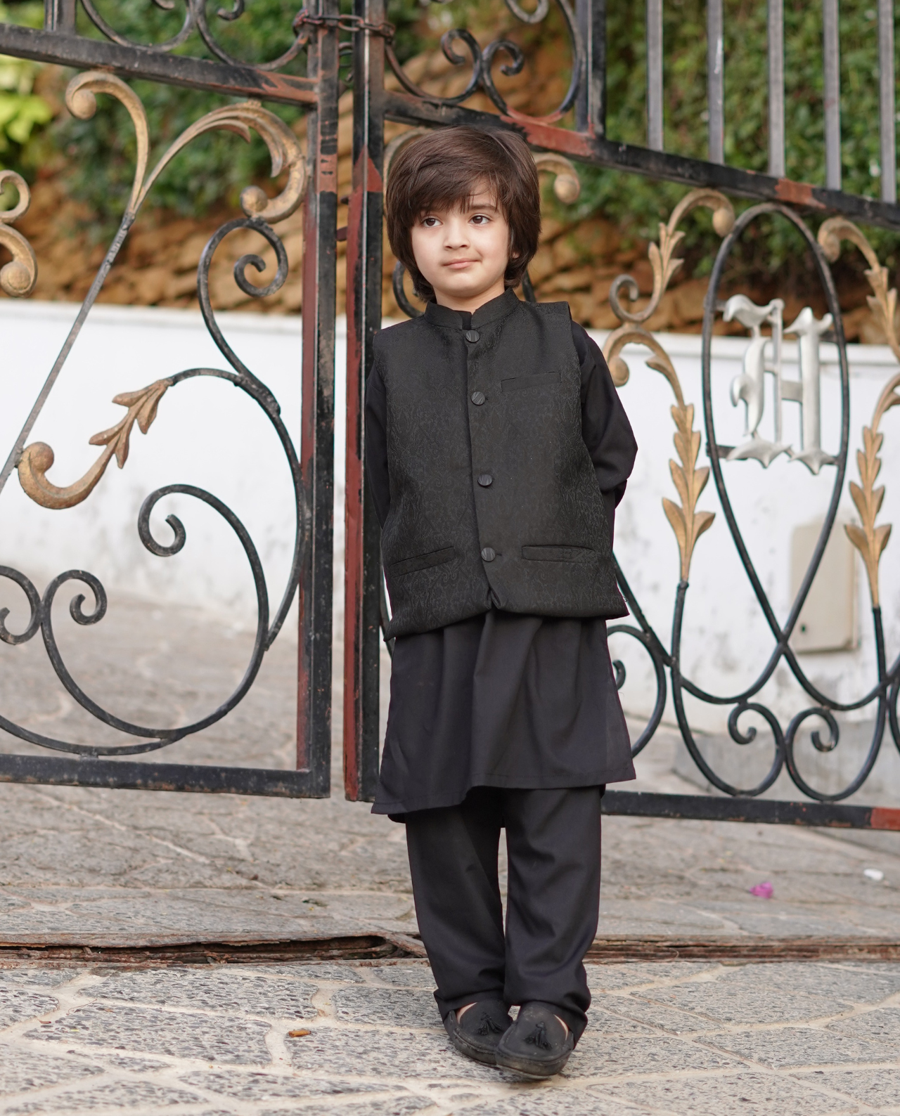 Waistcoat with sales black kurta