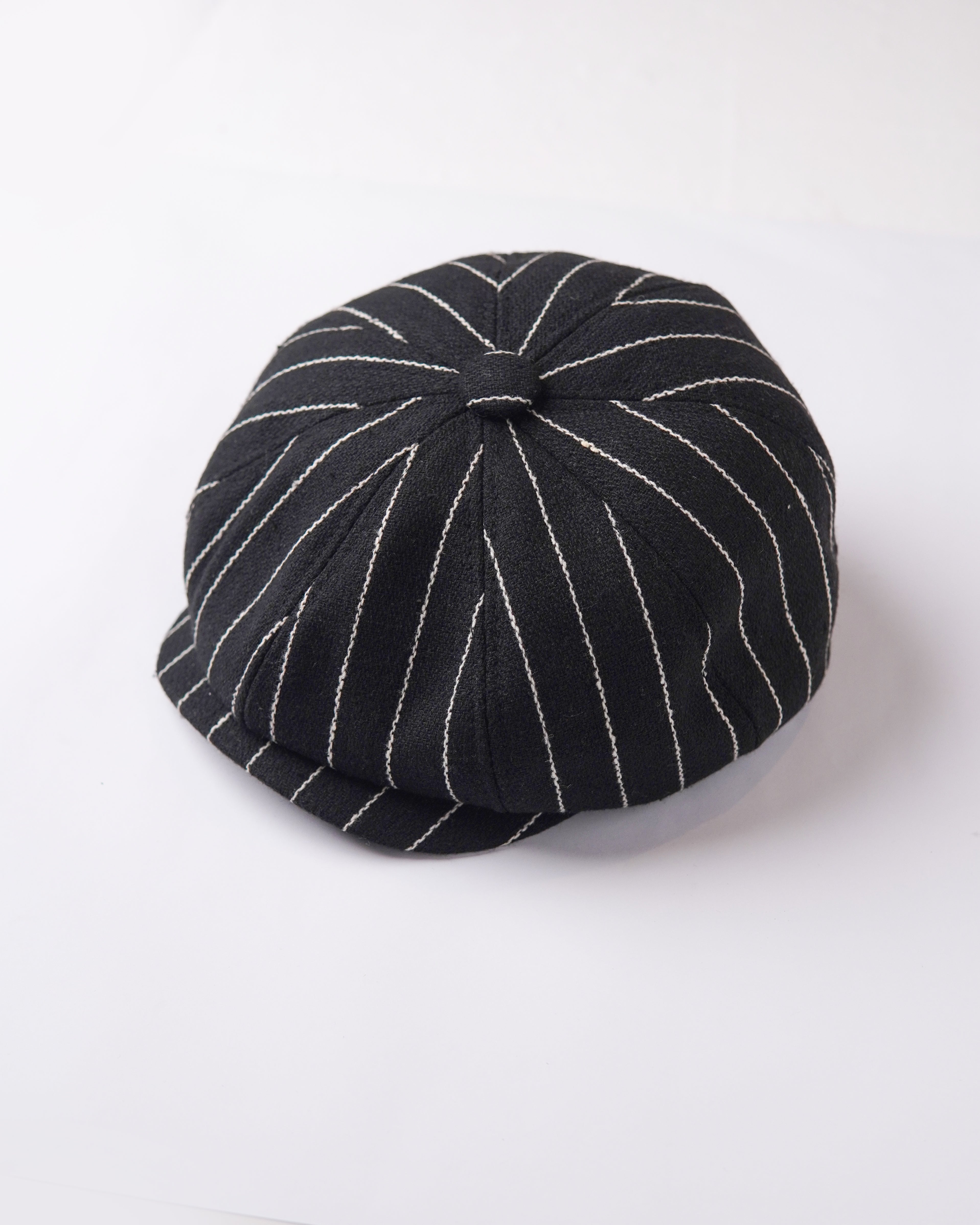 BLACK AND WHITE STRIPED TWEED CAP