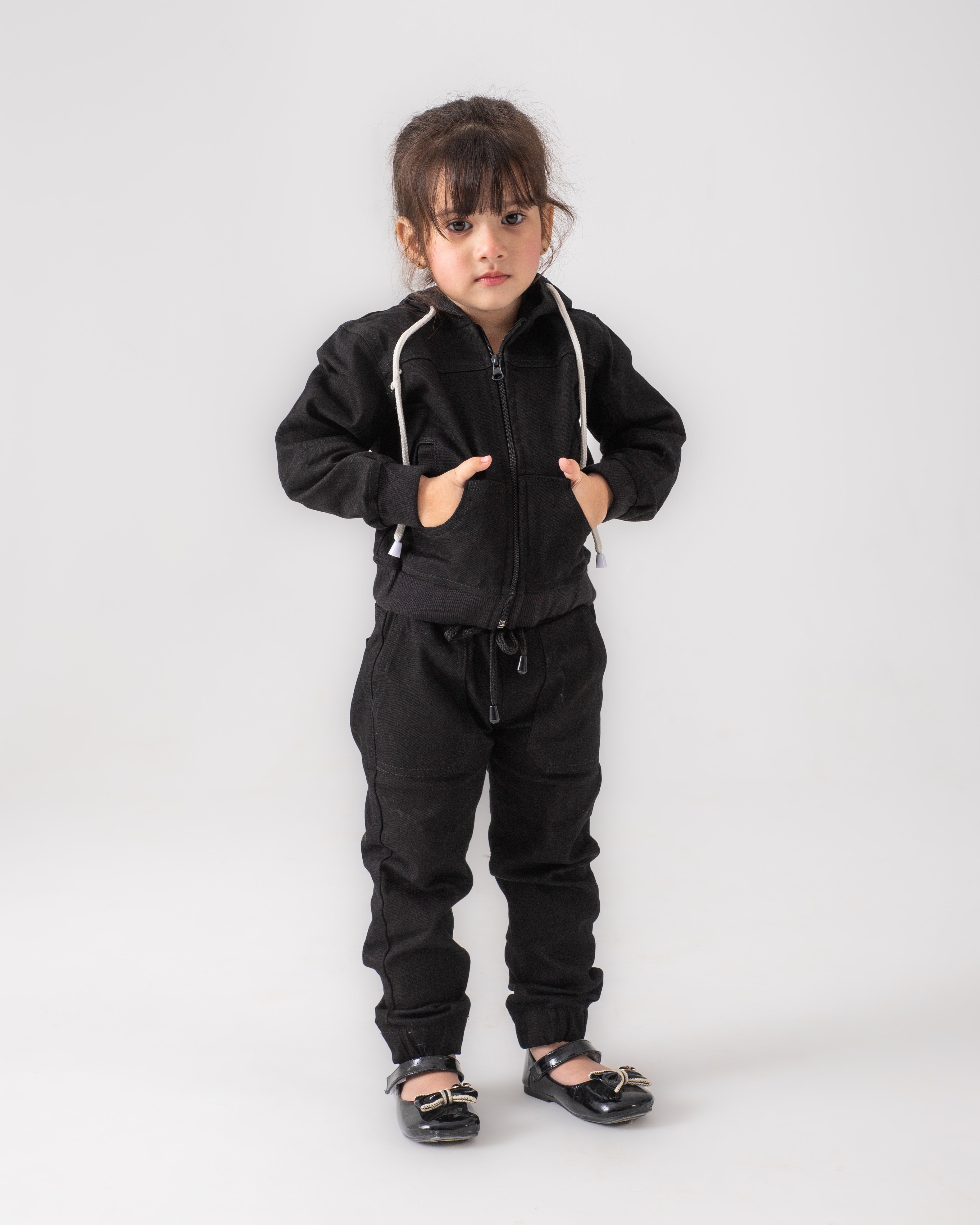 BOYS AND GIRLS BLACK JOGGER PANT