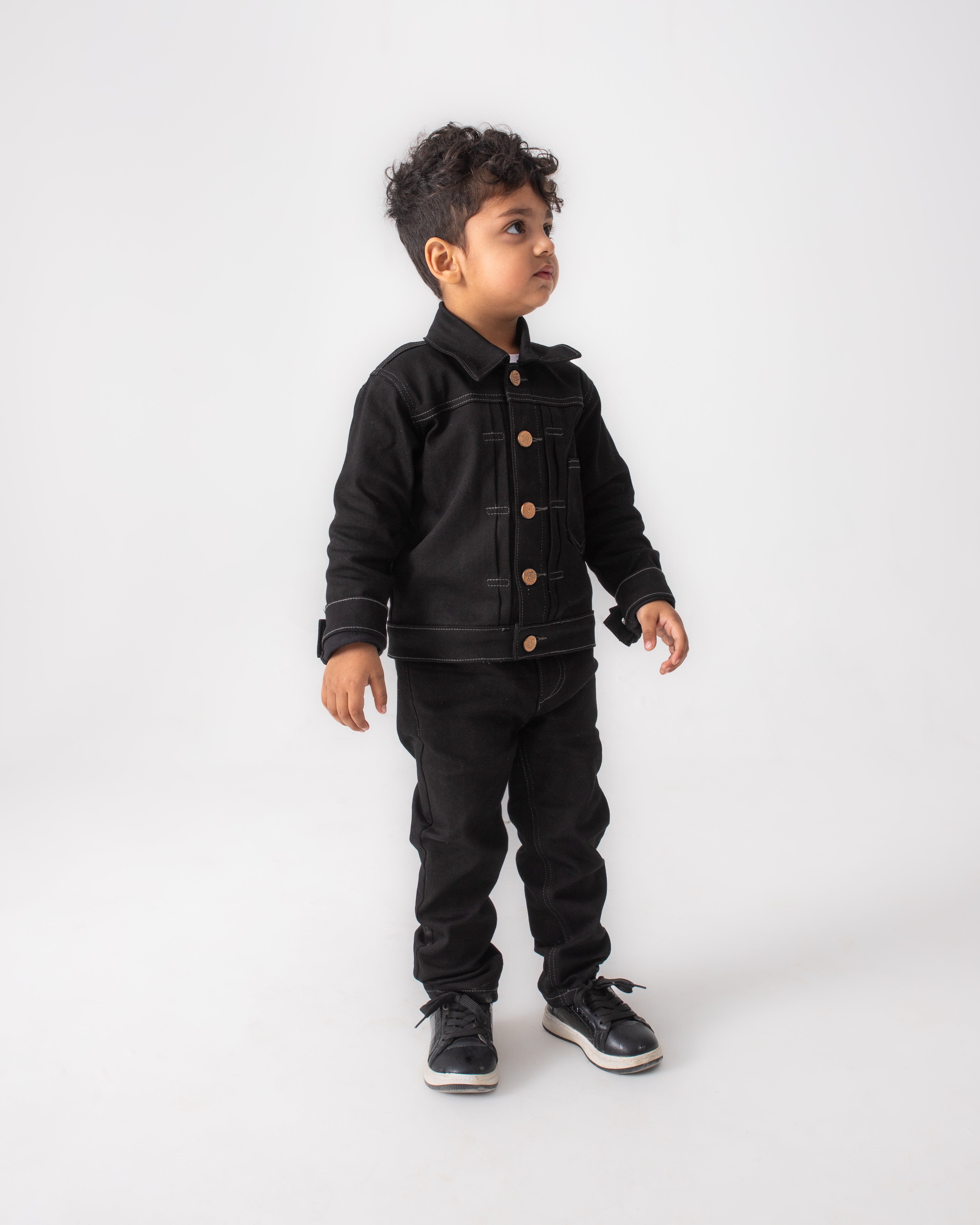 BLACK PLEATED JACKET WITH GREY THREAD AND BLACK PLEATED PANTS CO-ORD SET