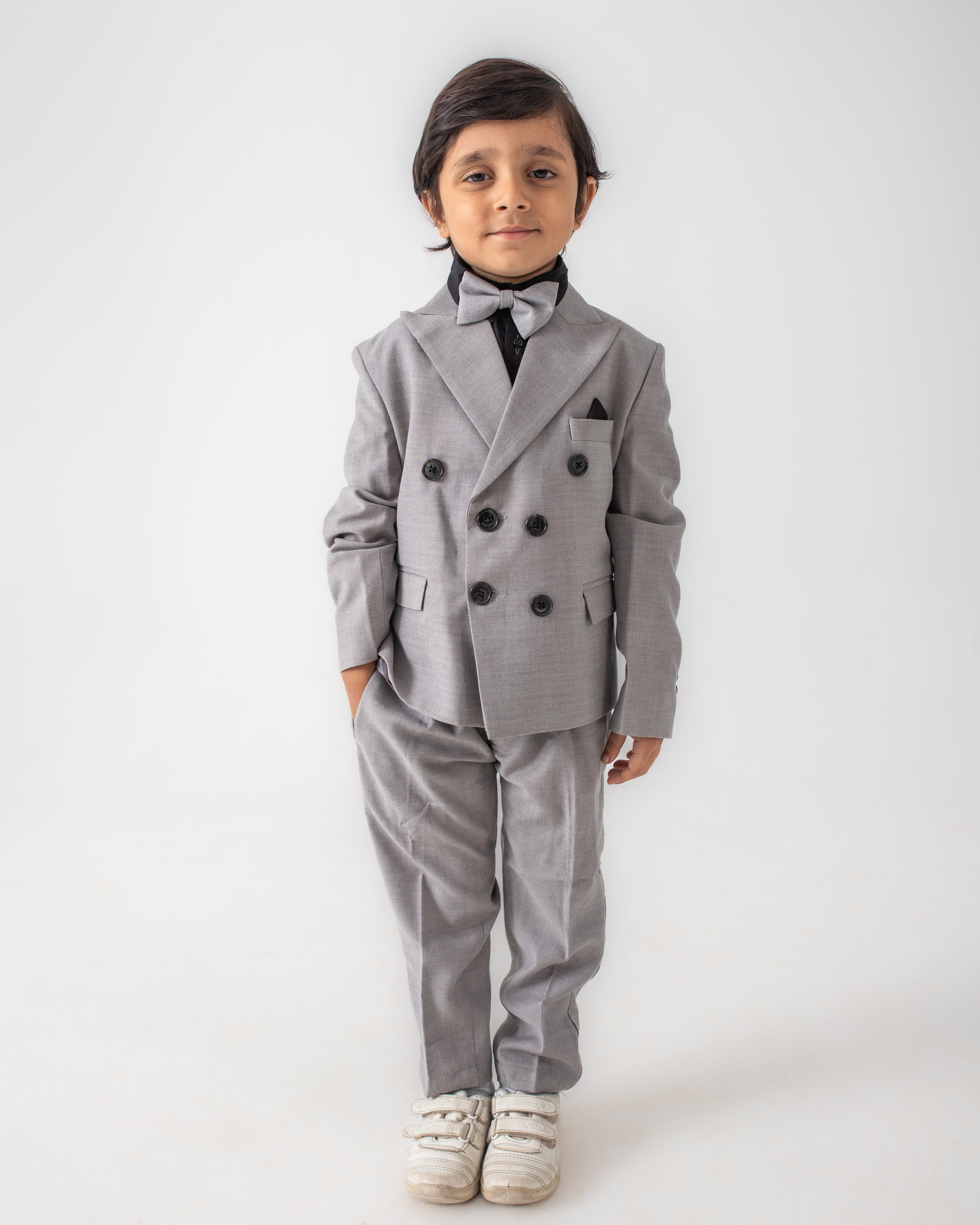 4 PC GREY BLAZER OUTFIT