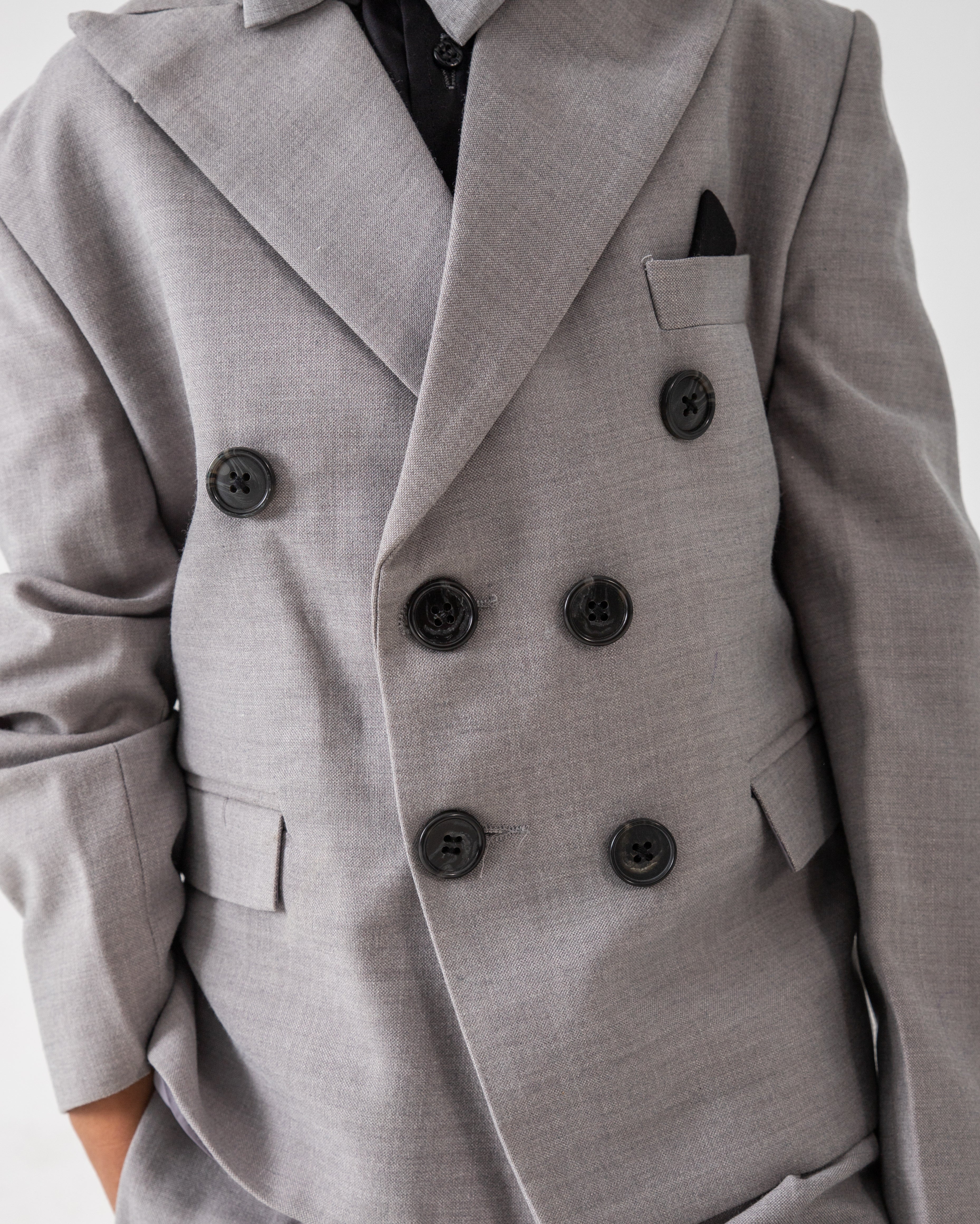 4 PC GREY BLAZER OUTFIT