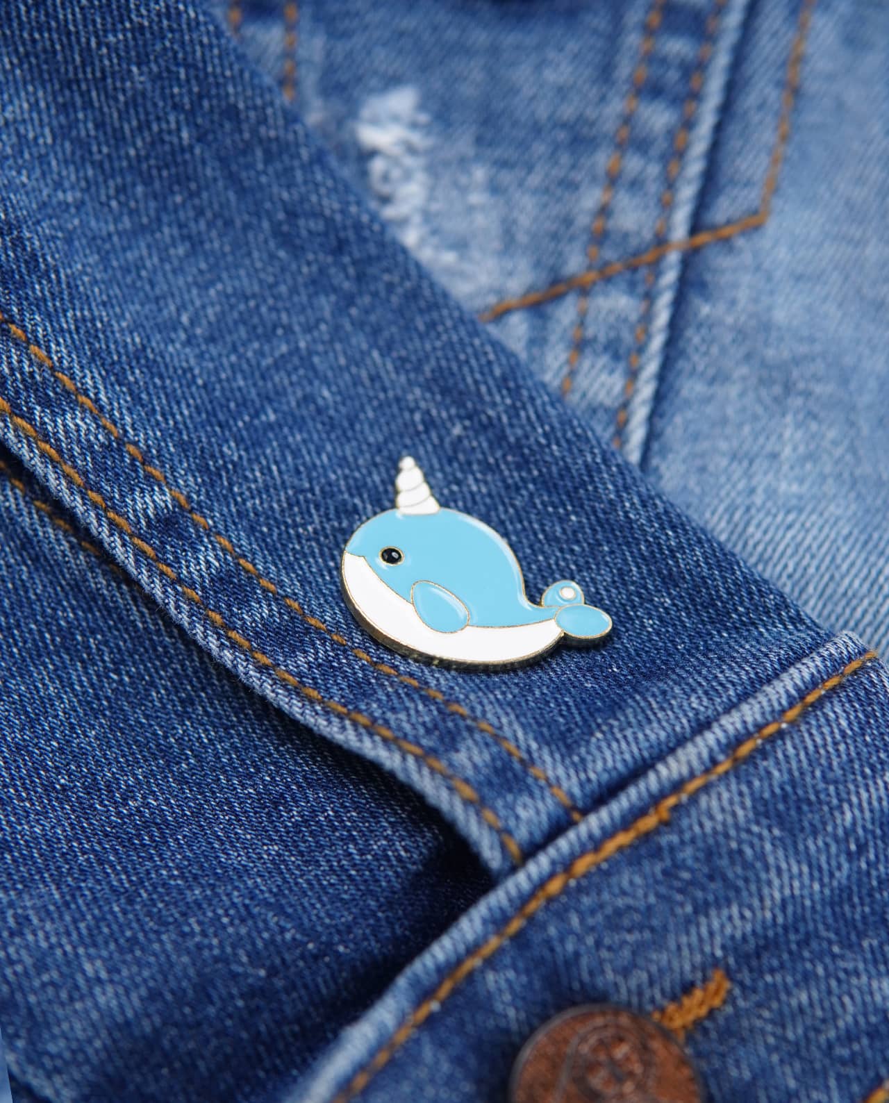 OVER WHALE-MING PIN